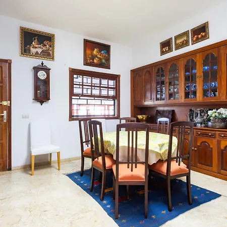Вилла Home2book Colonial Luxury With Pool Такоронте